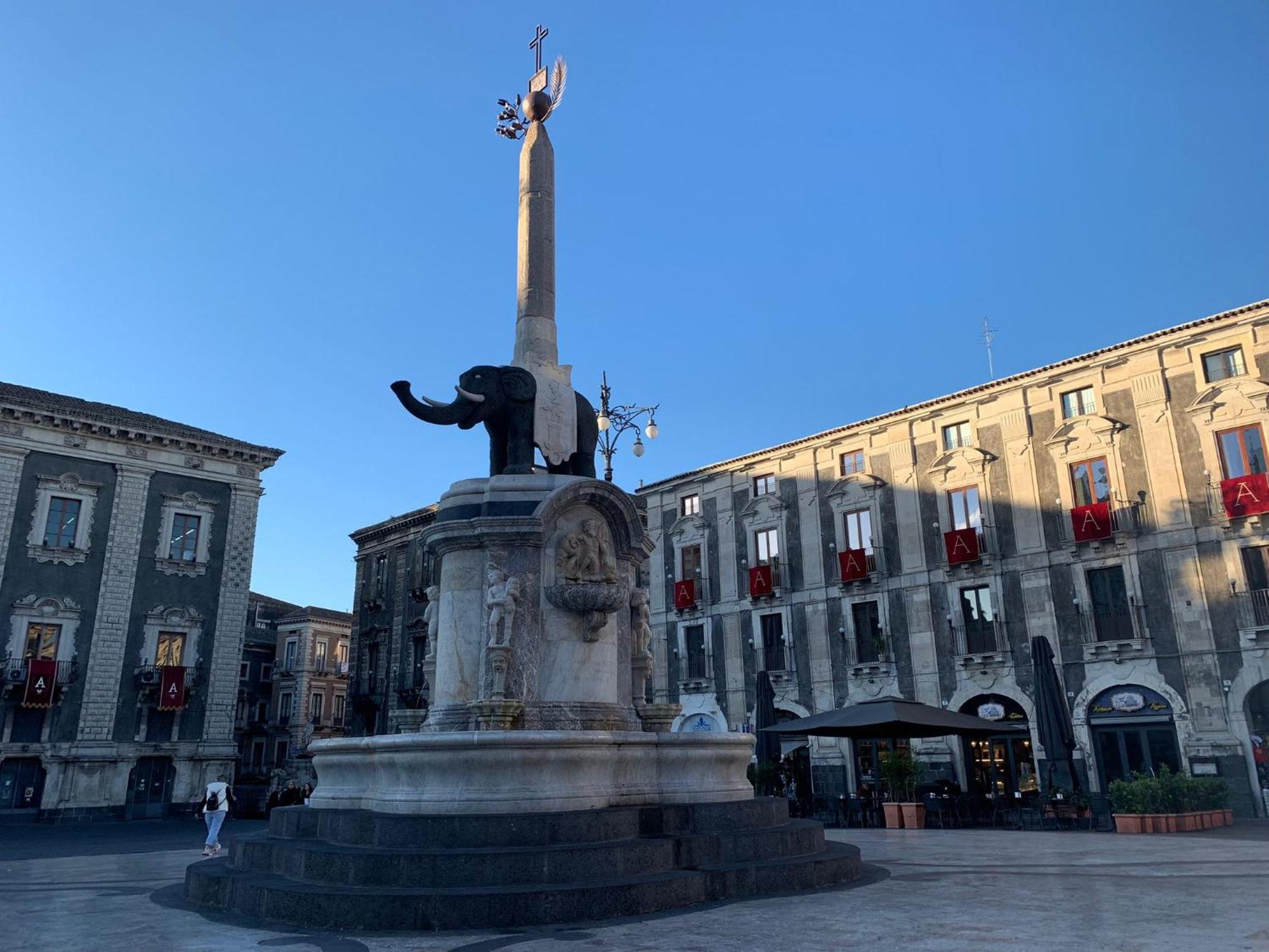 Donna Luisa-catania Charming